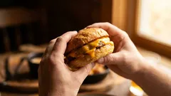 ”Den tysta globala pandemin”: Hemlagad mat trängs undan av ultraprocessad mat – därför är det dåligt