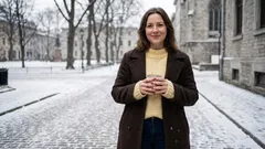 Vinterfärger som höjer din stil: guida garderoben bortom svart